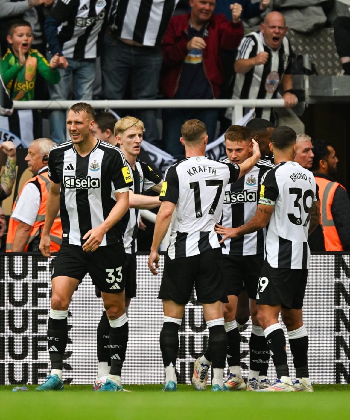 Newcastle United 2-1 Tottenham Hotspur